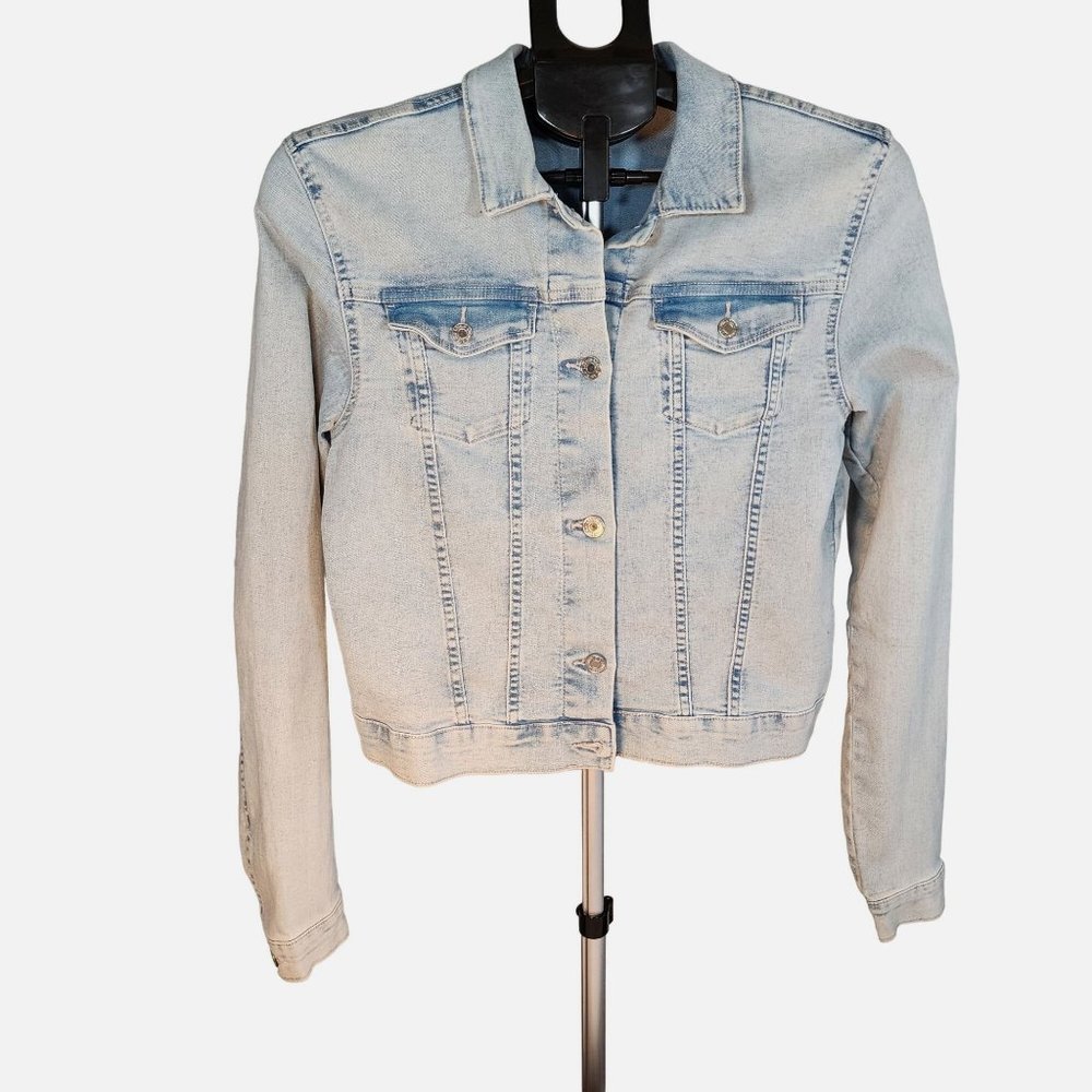 Distressed Denim Jacket Youth Size 14 Silver Button Front Pockets‎